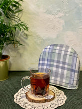Load image into Gallery viewer, Old Harbor Tea Gift Hamper (mint green tea+tea cozy+tea bag squeezer)
