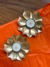Load image into Gallery viewer, Old Harbor Festive Gift Pack ( Kadak Assam tea , chai masala, 2 lotus t-light holders)
