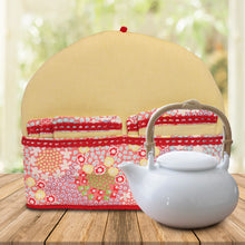 Load image into Gallery viewer, Old Harbor Mini Flowers Tea Cozy with 6 Coasters (11 x 12.5 inch)
